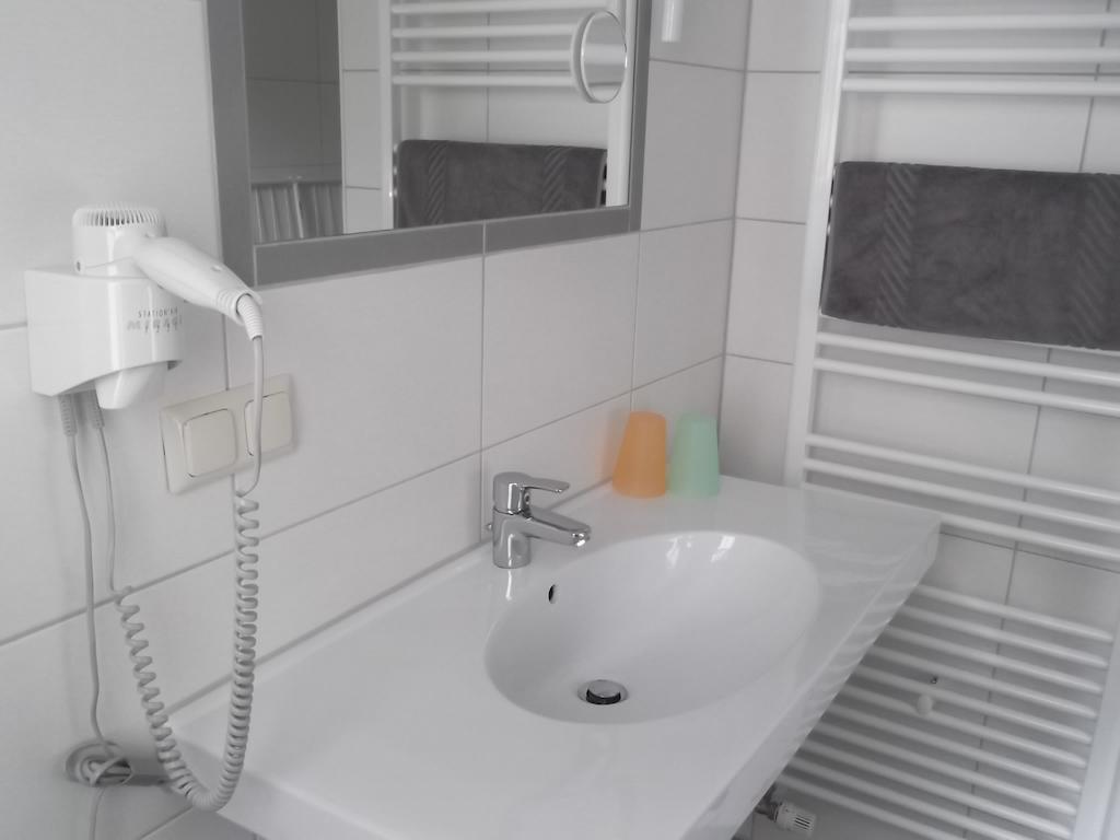 Appartementhaus Zur Schaabe Glowe Ruang foto