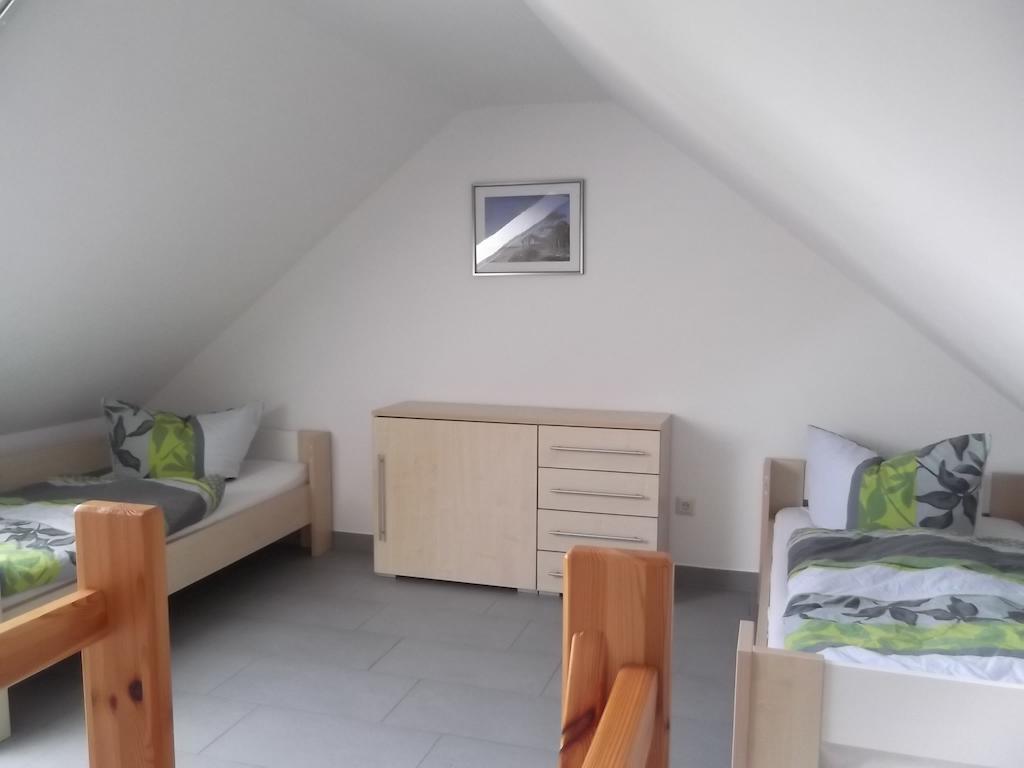 Appartementhaus Zur Schaabe Glowe Ruang foto